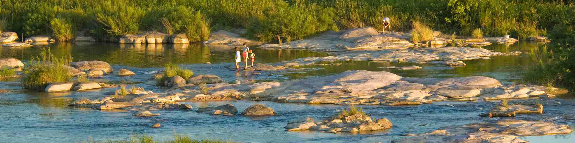 Rates & Reservations